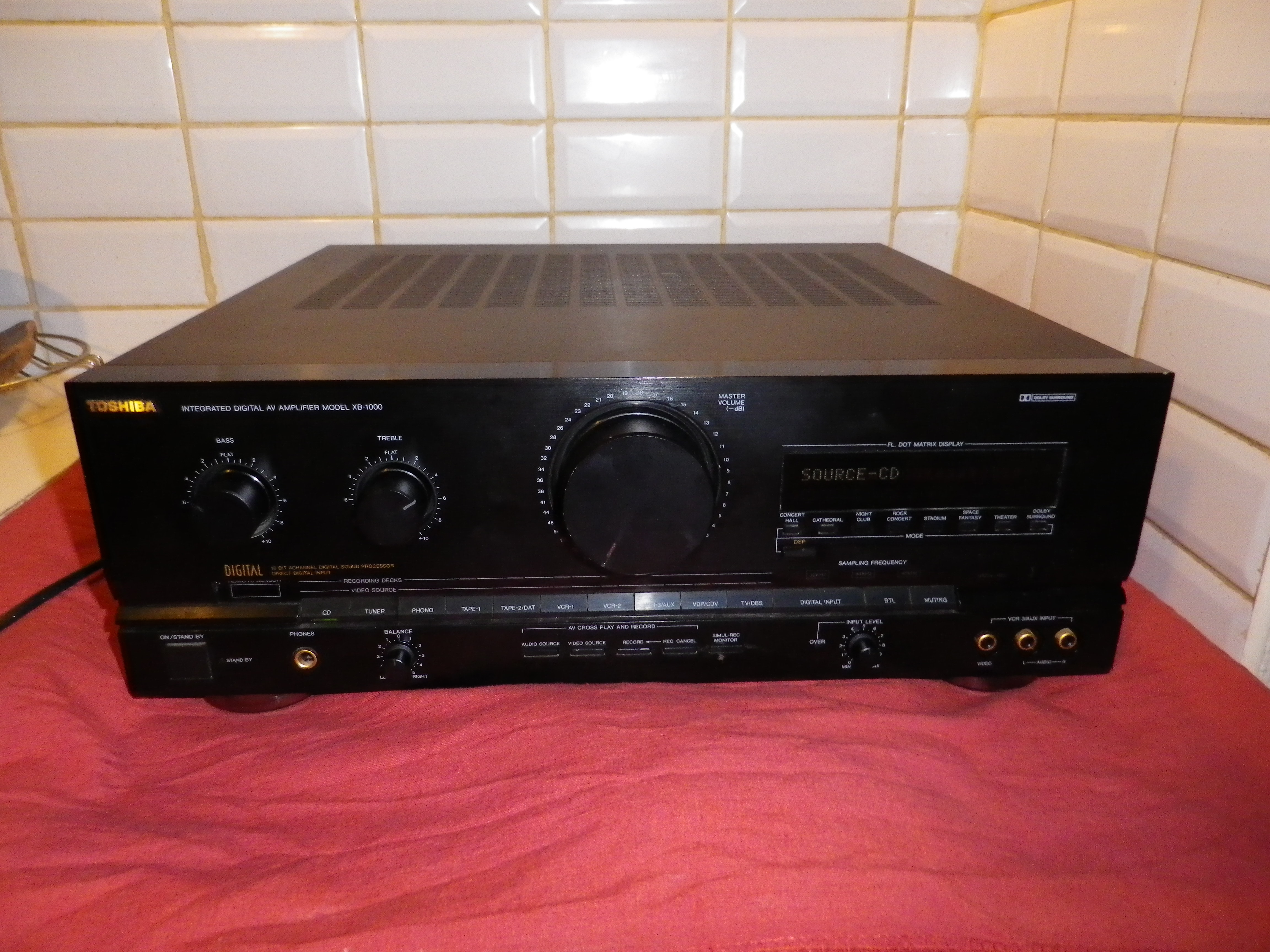 Toshiba XB-1000 Amplificateur AV numérique intégré