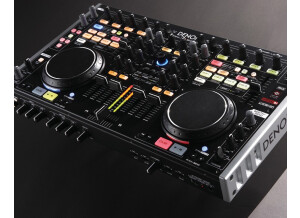 Denon DJ DN-MC6000 (45660)