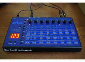 Dave Smith Instruments Evolver (7994)