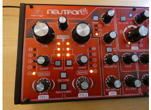 Behringer Neutron (39716)