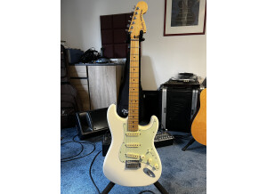 Fender Deluxe Roadhouse Strat [2016-Current] (44978)