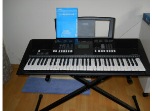 Yamaha PSR-E423 (59940)