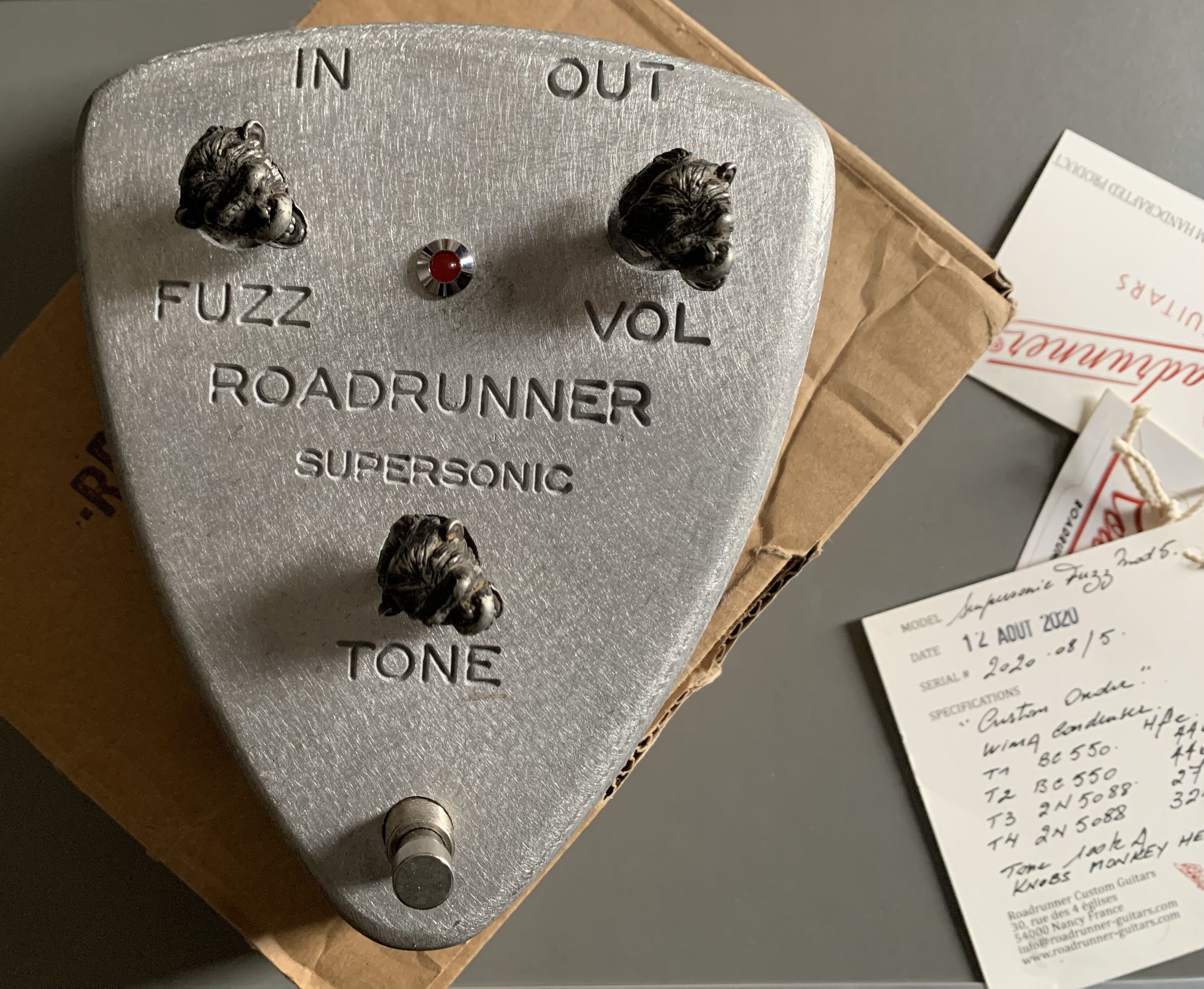 SuperSonic Fuzz - RoadRunner Guitars SuperSonic Fuzz - Audiofanzine