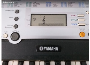 Yamaha YPT-200