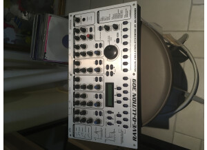 Quasimidi Rave-O-Lution 309 (11000)