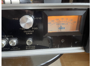 dbx 165 A (45095)