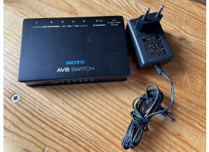 MOTU AVB Switch (60709)
