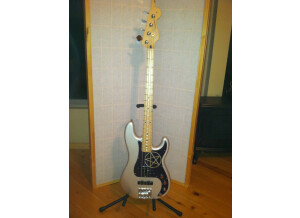 Fender Deluxe Active P Bass Special - Blizzard Pearl Rosewood