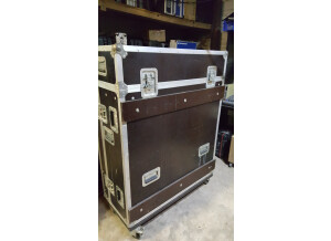 Yamaha DM2000 V2 (25845)