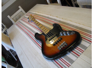 Squier Jazz Bass 70' vintage Modified