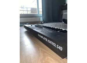 Native Instruments Komplete Kontrol S49 mk2 (27973)