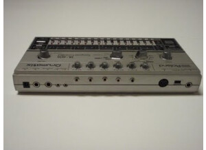 Roland TR-606 (80896)