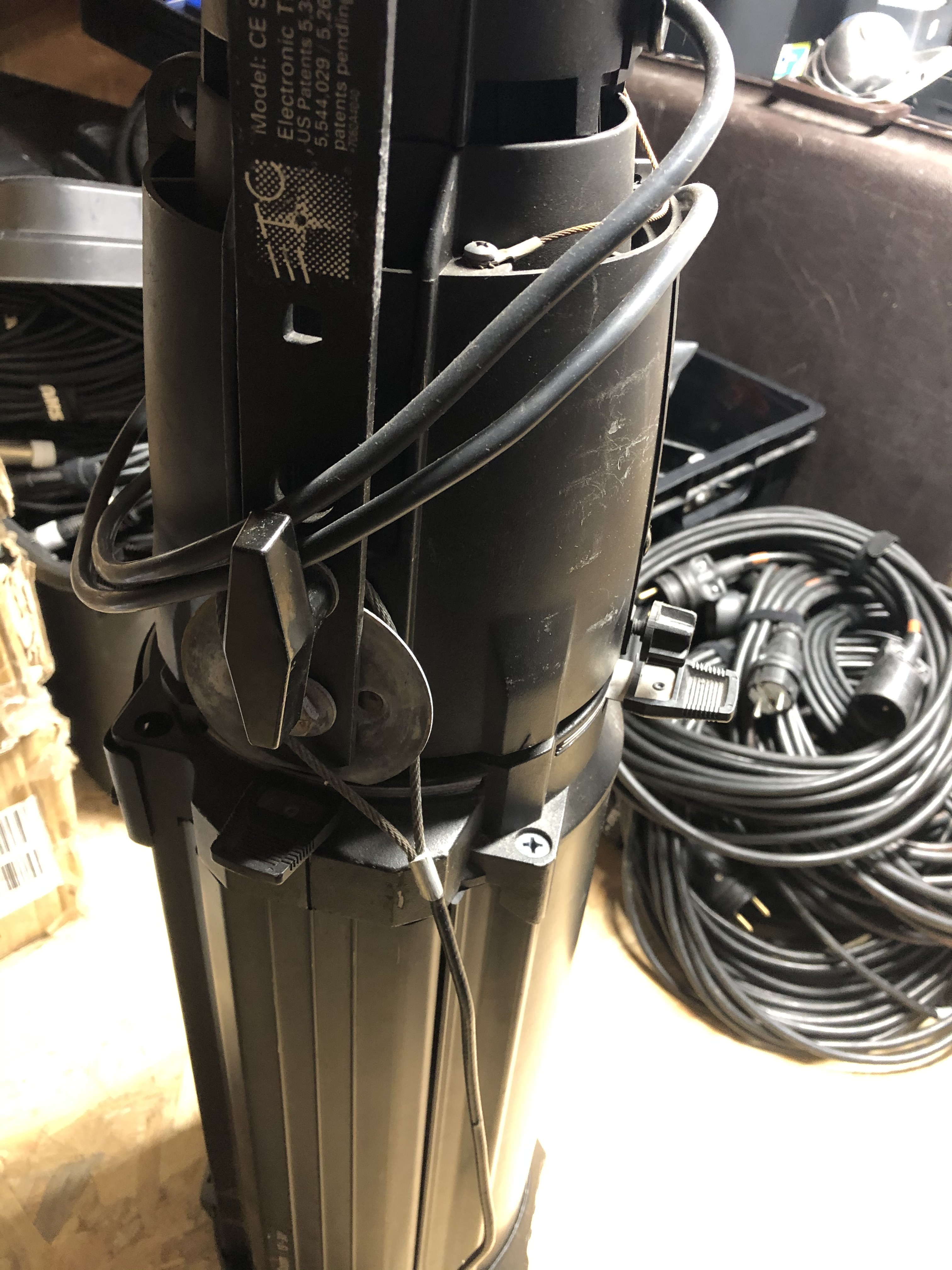 Vends Lot 3 Découpes ETC Source Four 15/30°