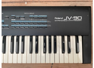 Roland JV-90