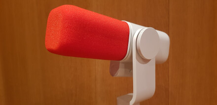 Logitech Blue bois 3:4 gauche redbonnette Logitech Blue bois 3:4 gauche redbonnette