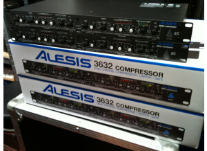 Alesis 3632 Compressor (21713)