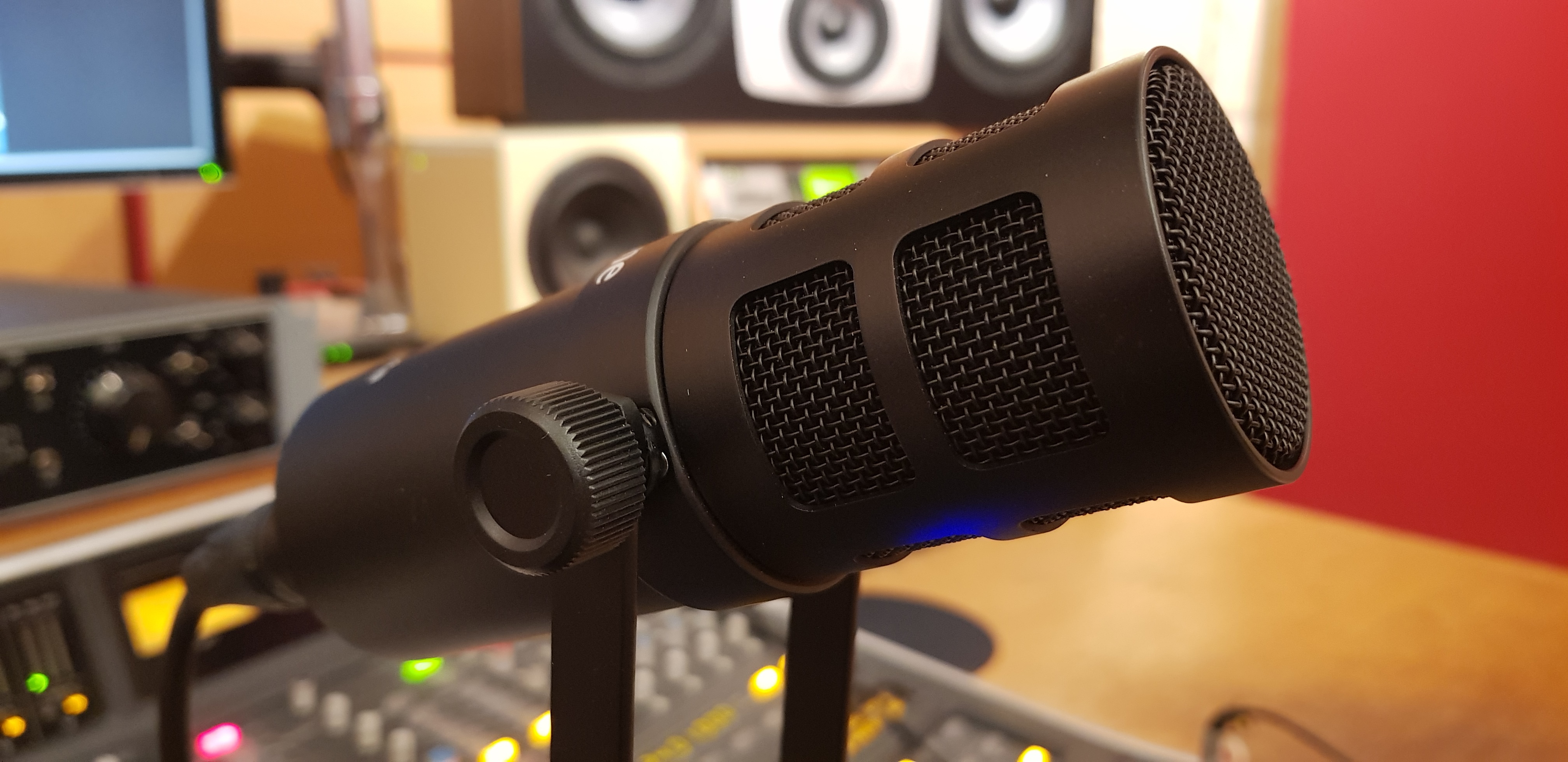 Mb7 3:4 studio droit