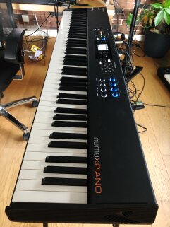 Numa façade tranche Numa façade tranche