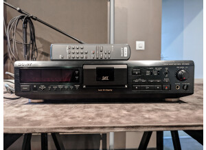 Sony DTC-ZE700