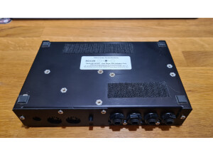 Axess Electronics GRX4 Guitar Router/Switcher (48120)