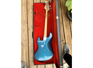 40893AFA-28BB-4551-BE28-A194DF64B68E