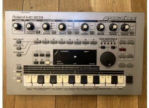 Roland MC-303 (73493)