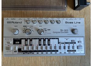 Roland TB-303 (39175)