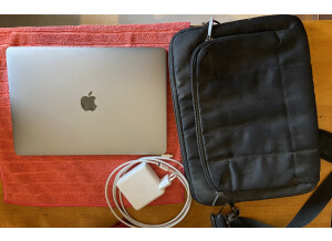 Apple MacBook Pro 13" TouchBar i5 2,3Ghz Quadricoeur (2018) (34154)