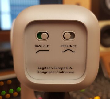 Logitech Blue studio Back Ok Logitech Blue studio Back Ok