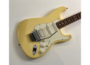 Fender Classic Stratocaster Floyd Rose (82568)