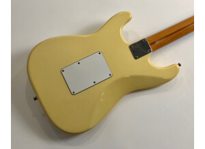 Fender Classic Stratocaster Floyd Rose (47546)