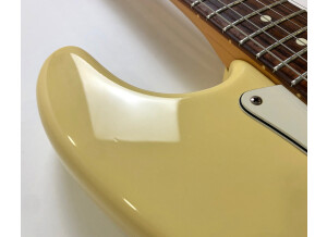 Fender Classic Stratocaster Floyd Rose (19525)
