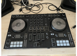 17FC5DD5-2C45-4748-BFE0-E75C73EBD4D6