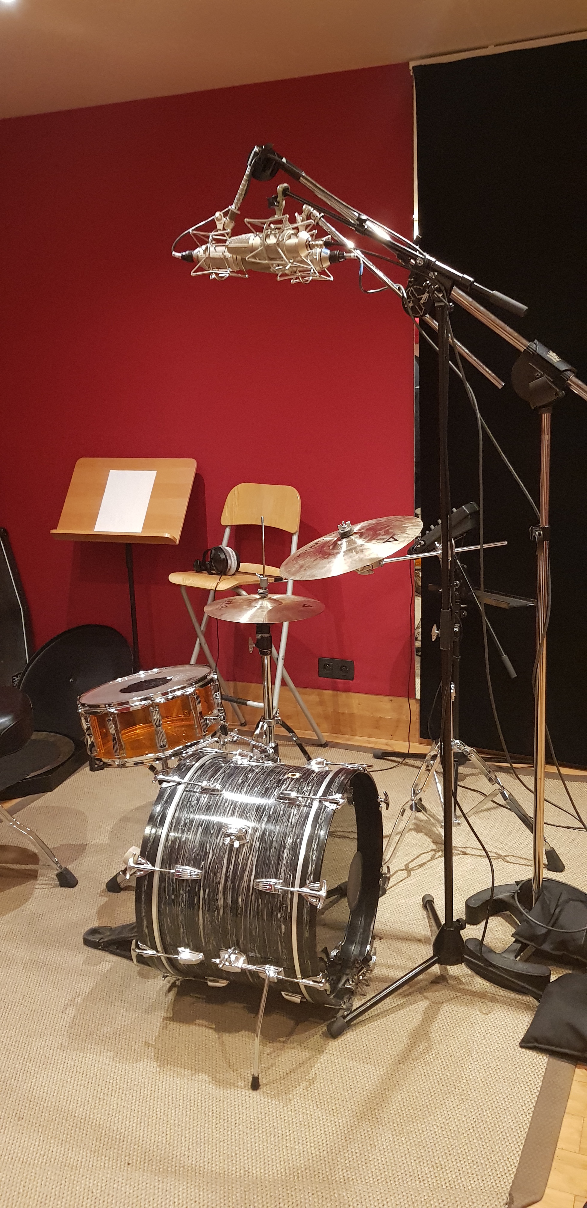 M&amp;M Vs Vintage U67s Drums OH