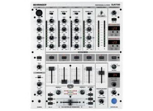 Behringer DJX700 (75945)