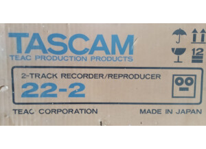 Tascam 22-2 (18319)