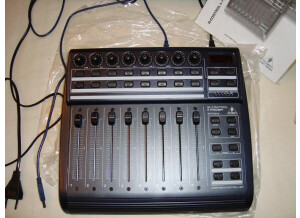 Behringer BCF 2000