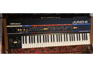 Roland JUNO-6 (50541)