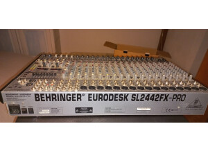 Behringer Eurodesk SL2442FX-PRO (5244)