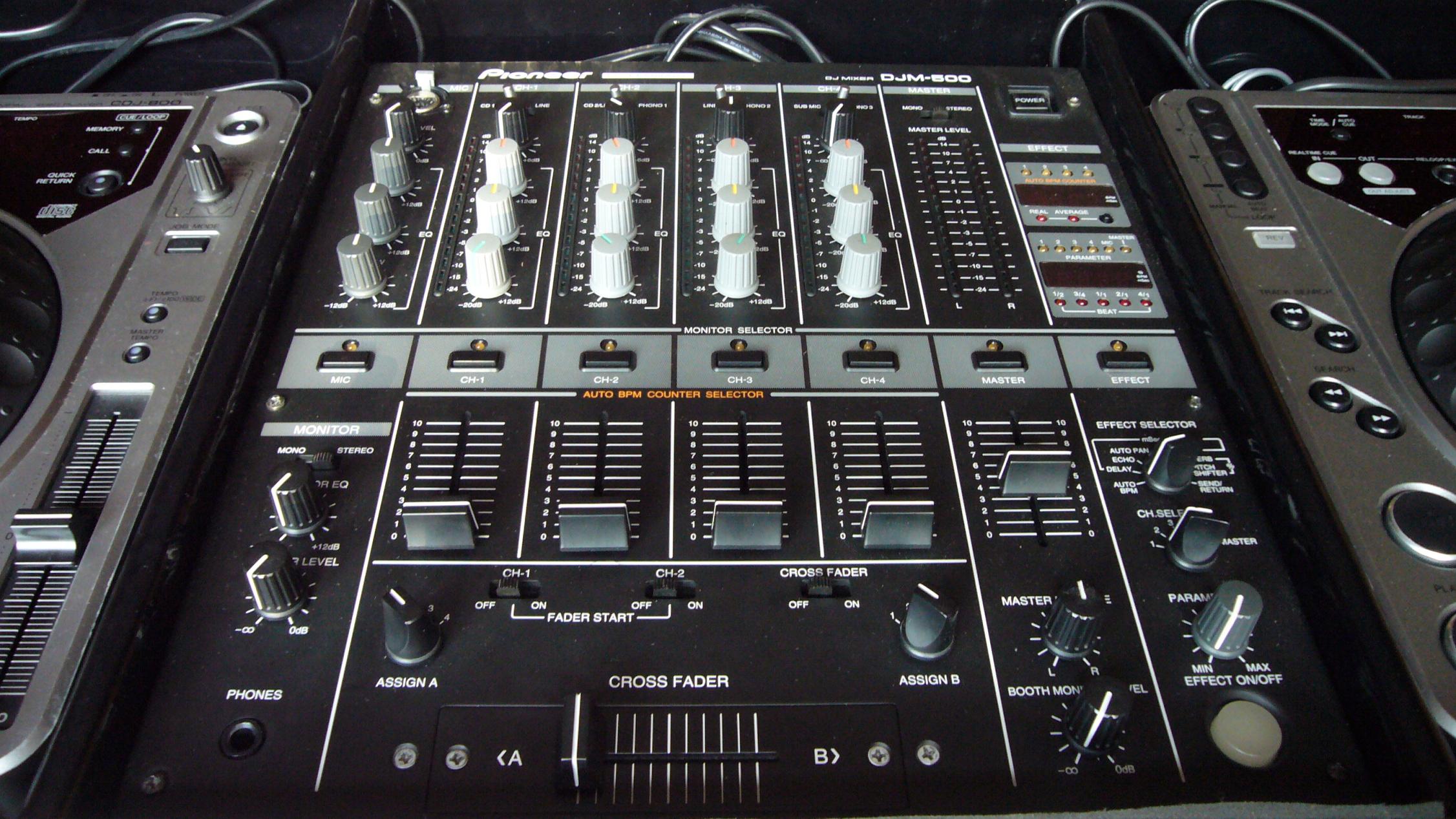 Pioneer DJM-500
