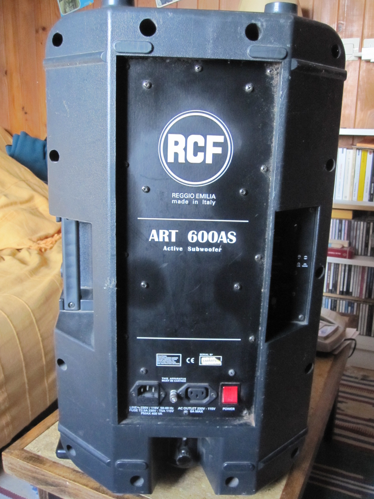 rcf art 600as subwoofer