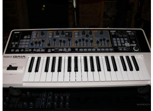 Roland GAIA SH-01 (64630)