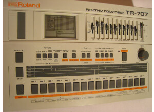 Roland TR-707 (95454)