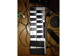 Behringer FCB1010 Midi Foot Controller (78875)