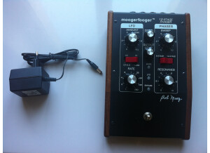 Moog Music MF-103 12-Stage Phaser (84416)