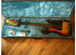 Fender precision 1966