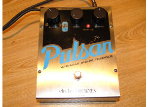 Electro-Harmonix Pulsar (48403)