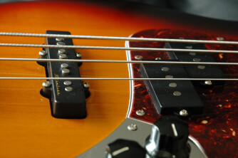 Fender Reggie Hamilton Standard Jazz Bass