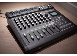 Korg D888 (50329)