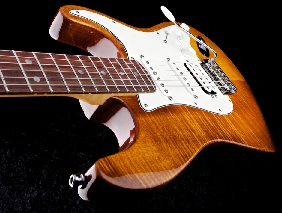 Fender Select Stratocaster HSS